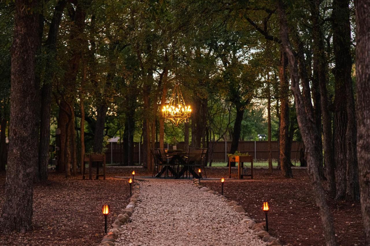 7744 Ranch Glamping Resort Austin Dış mekan fotoğraf