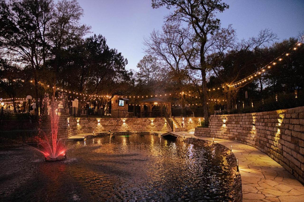 7744 Ranch Glamping Resort Austin Dış mekan fotoğraf