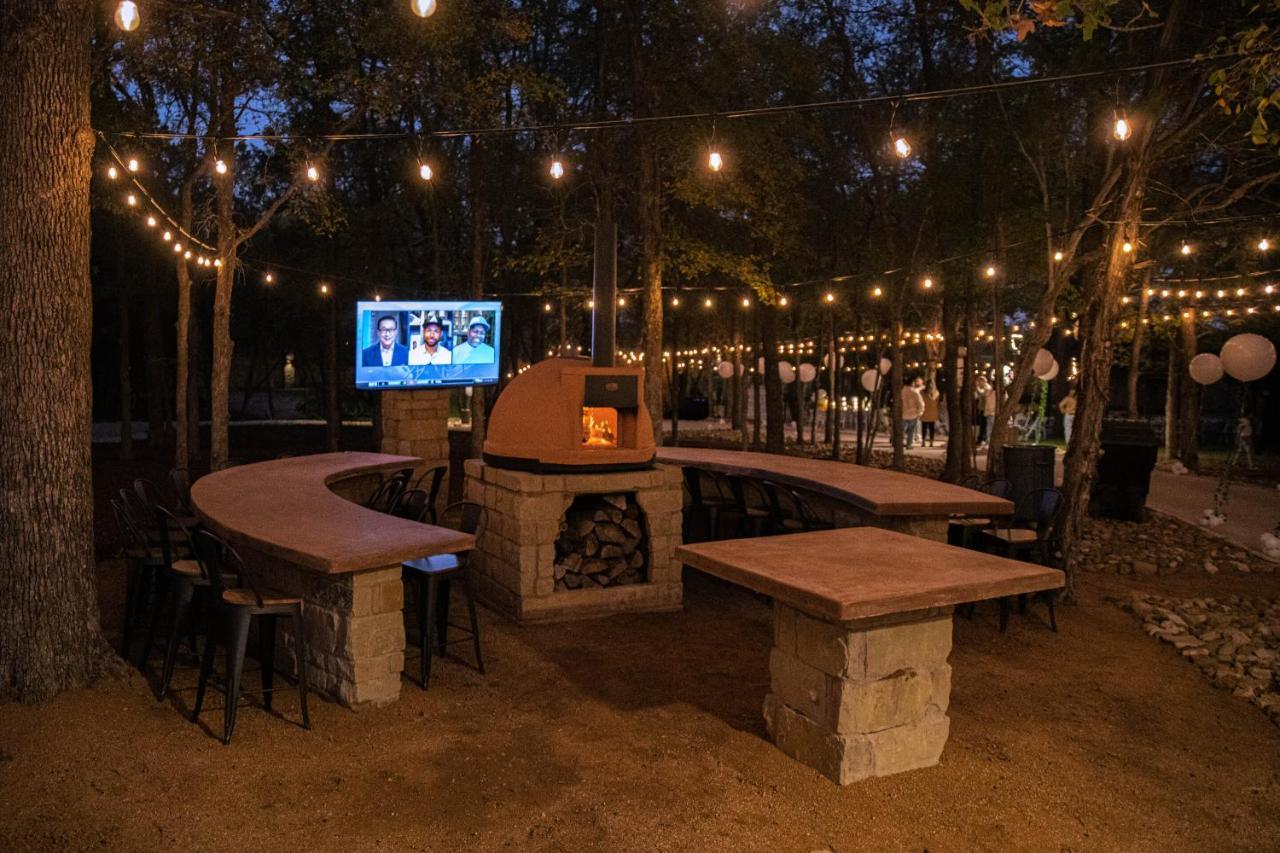 7744 Ranch Glamping Resort Austin Dış mekan fotoğraf