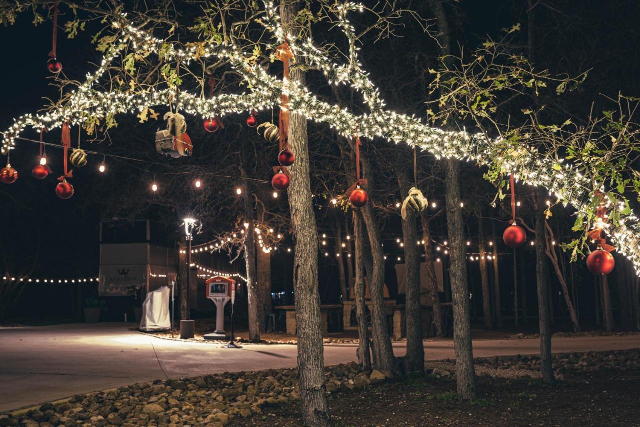 7744 Ranch Glamping Resort Austin Dış mekan fotoğraf
